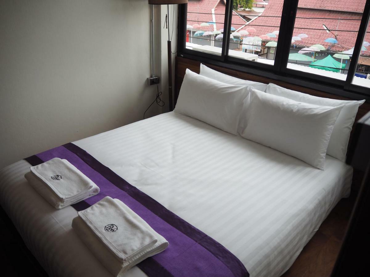 치앙마이 Boonnark Bed Night Bazaar No Car Parking 아파트 외부 사진
