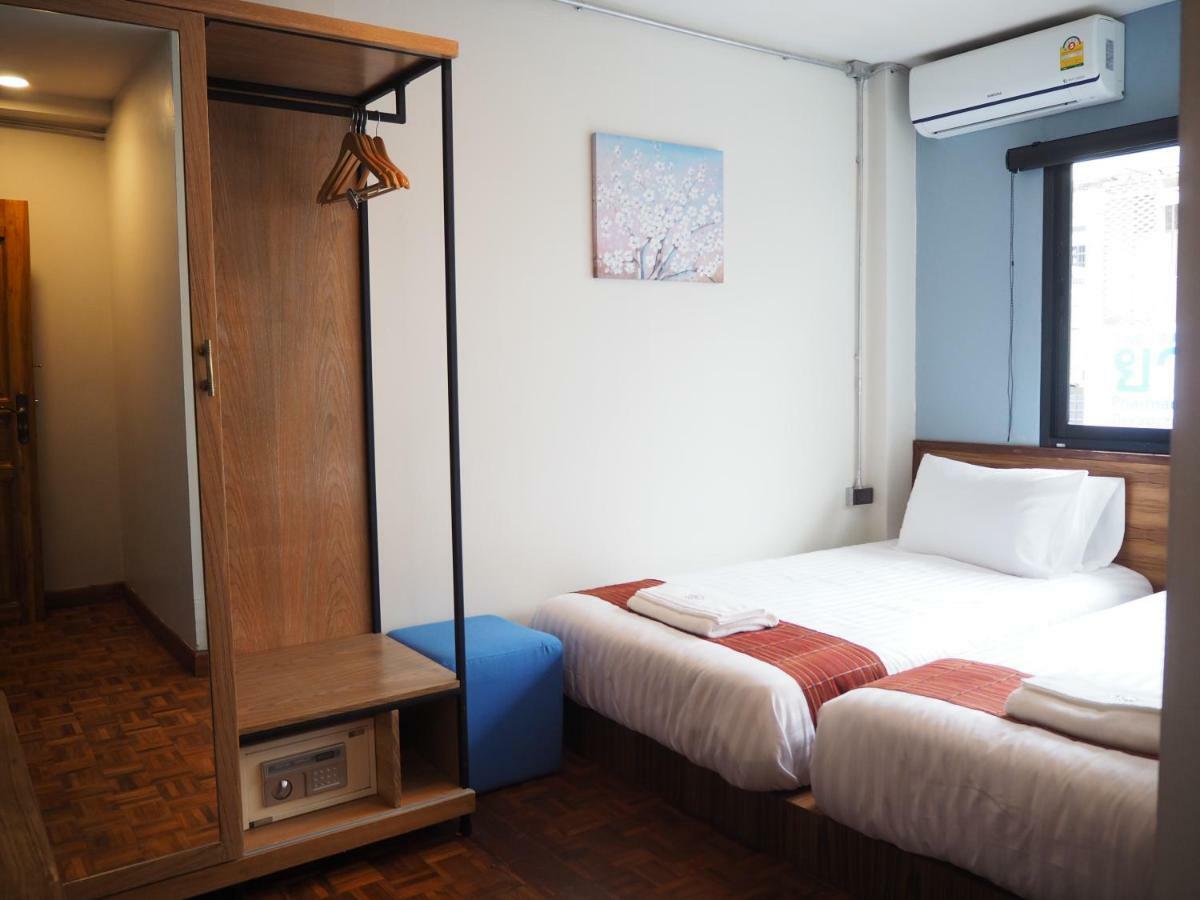 치앙마이 Boonnark Bed Night Bazaar No Car Parking 아파트 외부 사진