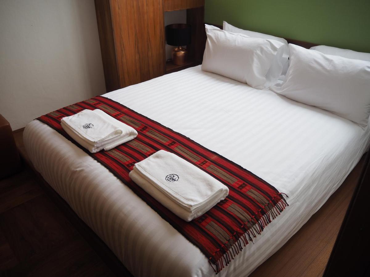 치앙마이 Boonnark Bed Night Bazaar No Car Parking 아파트 외부 사진